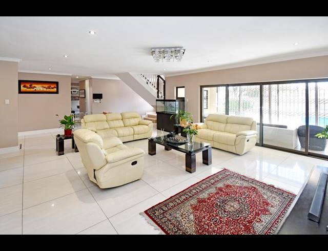 4 BEDROOM PROPERTY TO RENT IN PARKMORE